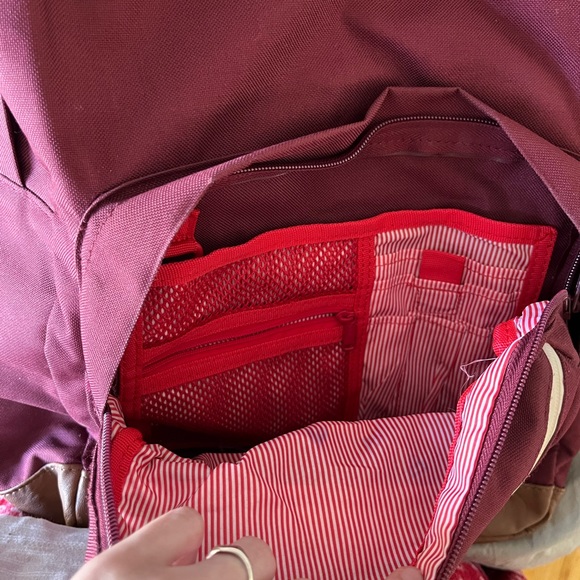 Herschel Burgundy Backpack - Picture 6 of 6